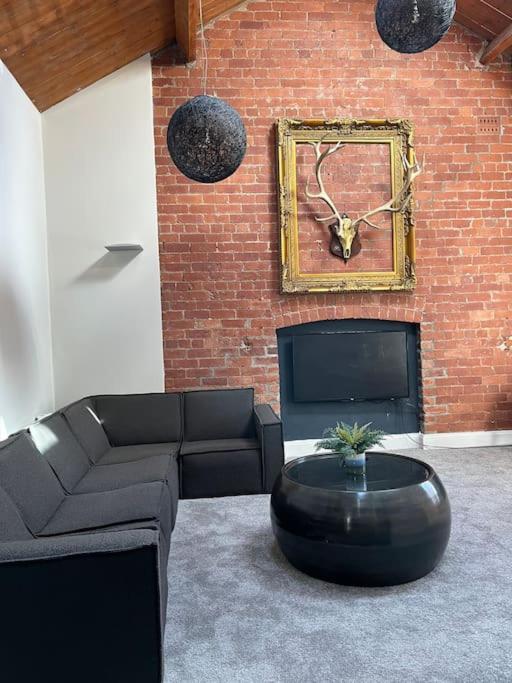 Gorgeous 2 Bed Loft Style Apartment Manchester Exterior foto